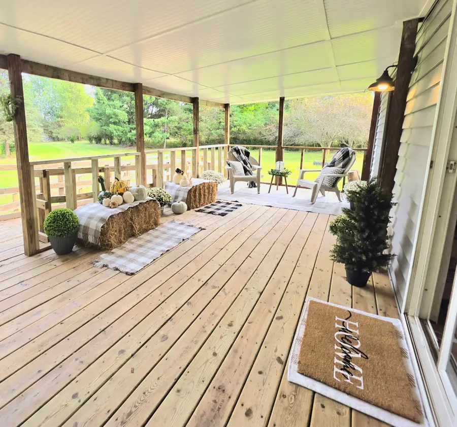 9437 N Bailey Road, Howard City, MI 49329 - #2
