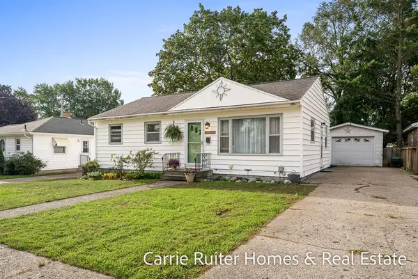 306 Orchard Avenue, Grand Haven, MI 49417