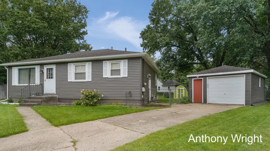 3630 Mallory Avenue Sw, Wyoming, MI 49519 - #3