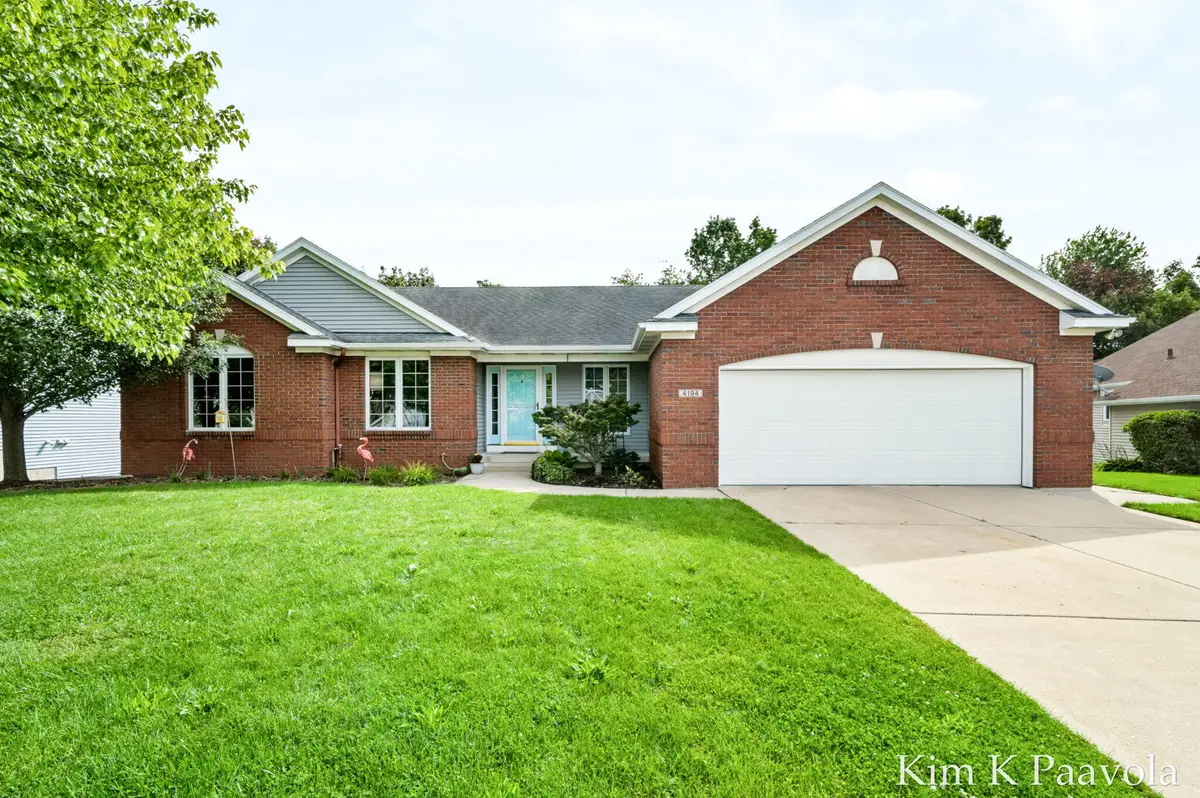 4194 Little Star Court Sw, Grandville, MI 49418 - #1