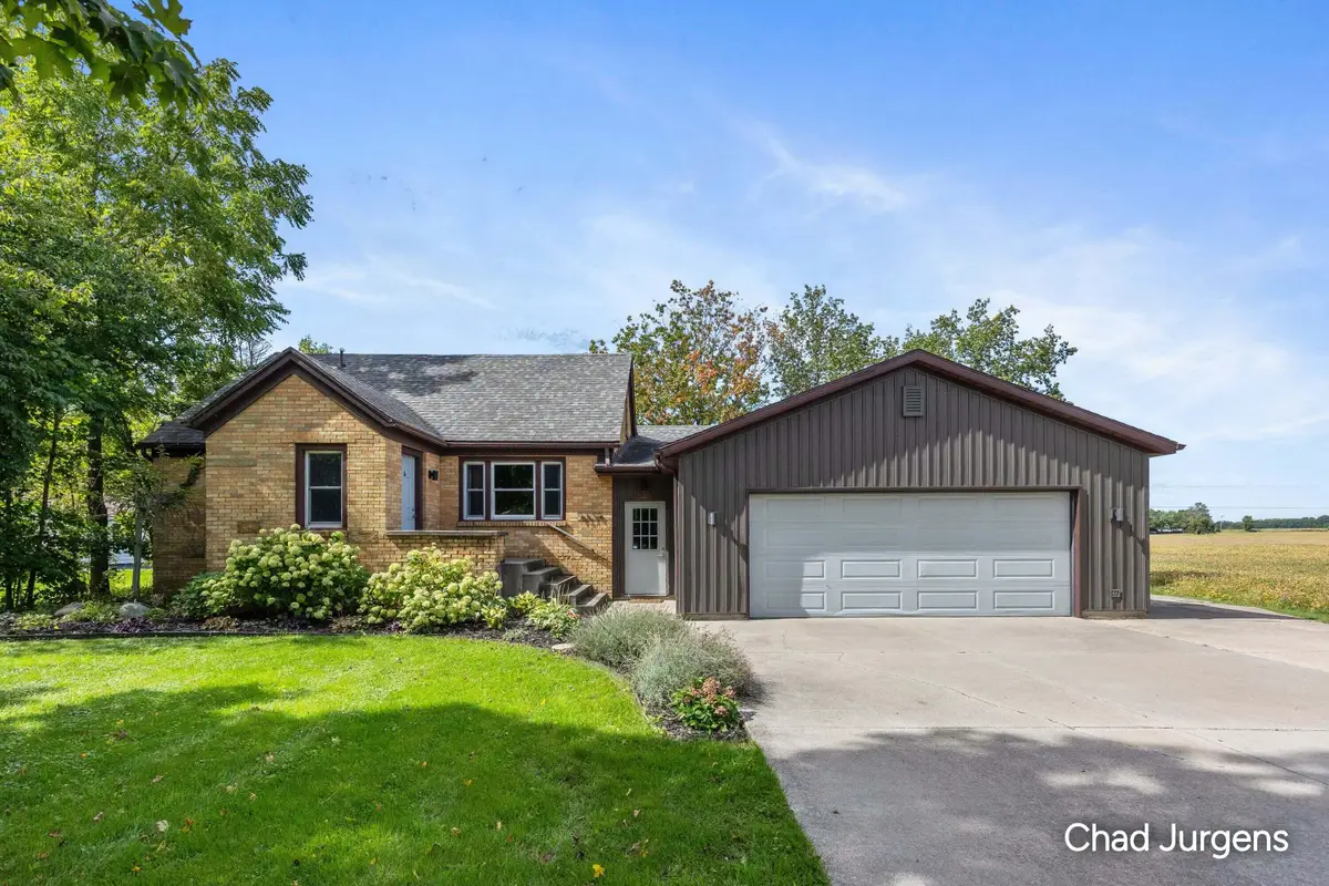 9379 Kalamazoo Avenue Se, Caledonia, MI 49316 - #1