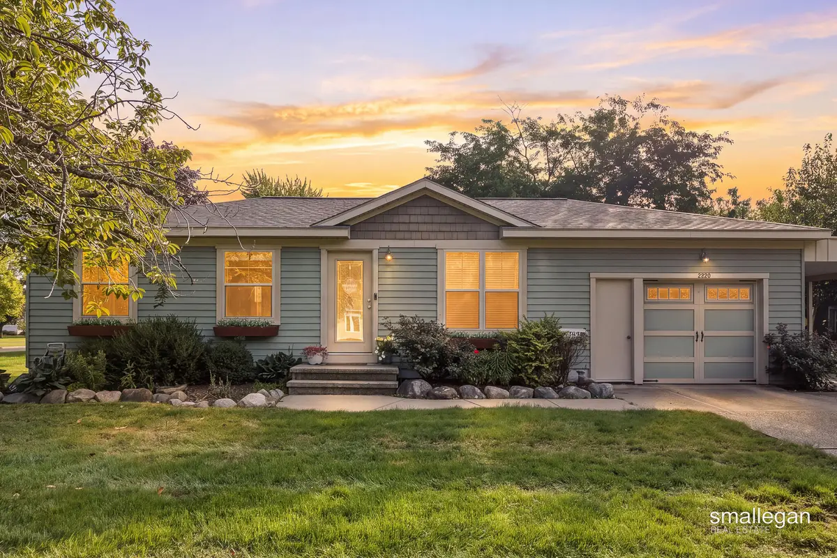 5588 Park Avenue, Hudsonville, MI 49426 - #1