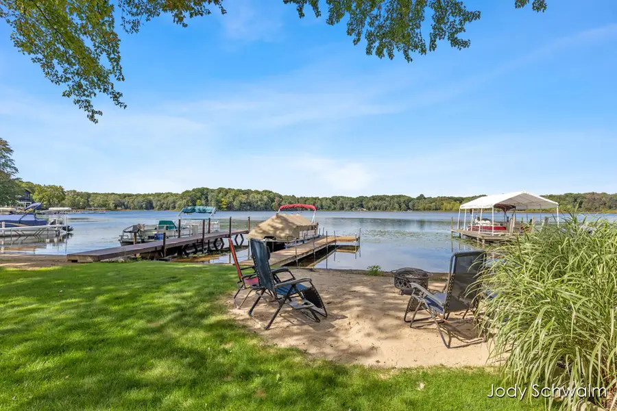 7121 Hass Drive Ne, Comstock Park, MI 49321 - #3