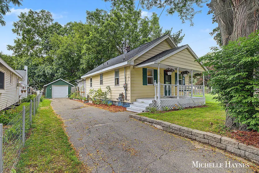 5055 Haughey Avenue Sw, Wyoming, MI 49548 - #2