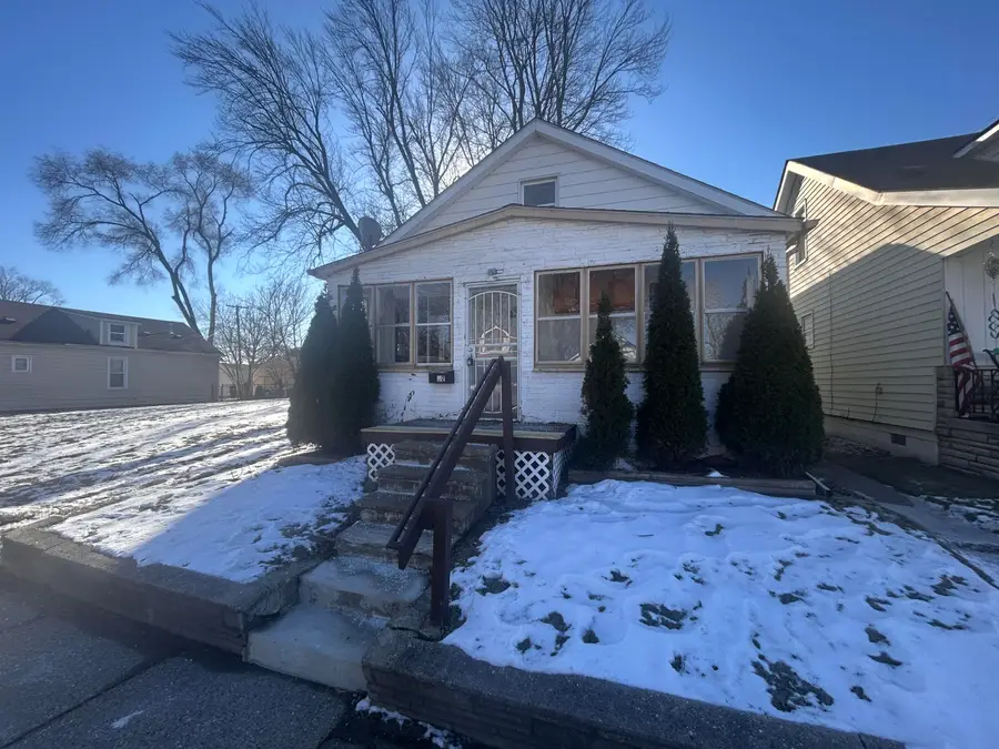 32 E George Avenue, Hazel Park, MI 48030 - #2