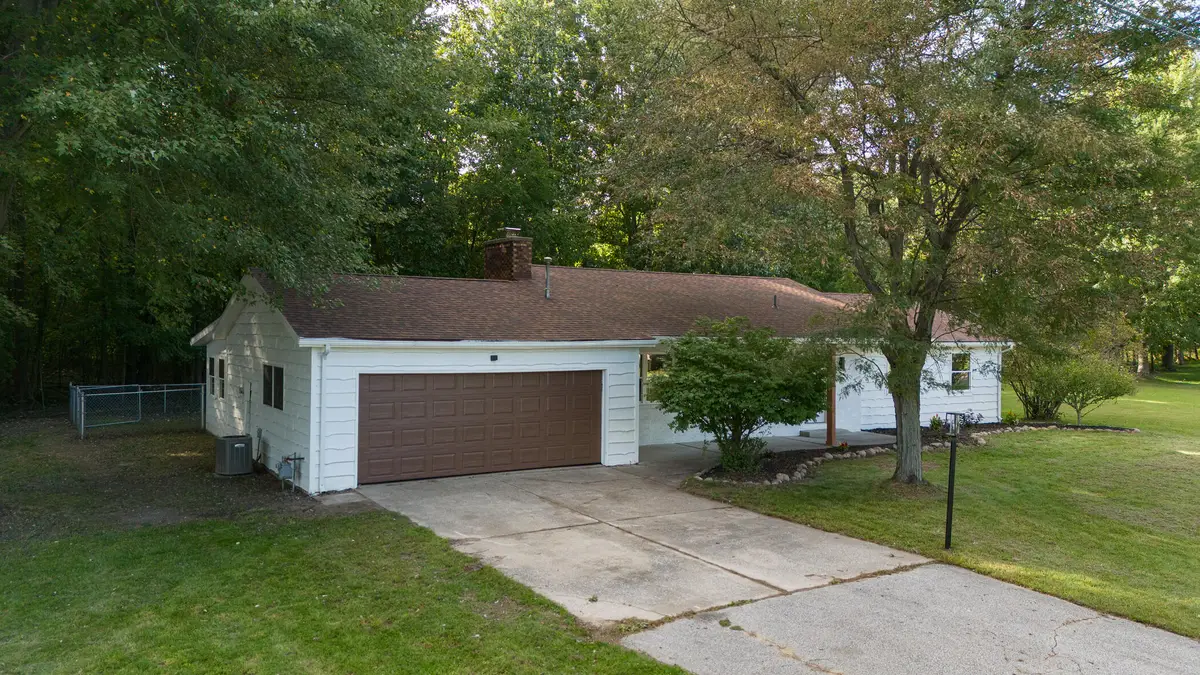5564 Newton Avenue, Coloma, MI 49038 - #1