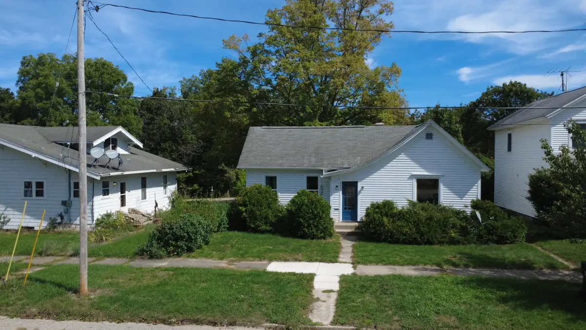 221 Winter Avenue, Big Rapids, MI 49307 - #1
