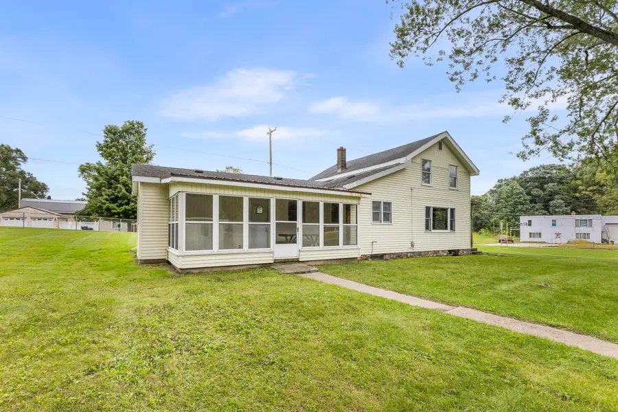 22303 Bedford Road N, Battle Creek, MI 49017 - #2