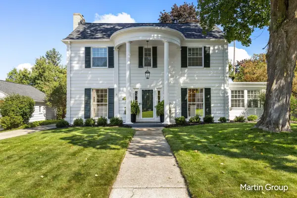 485 Marywood Drive Ne, Grand Rapids, MI 49505