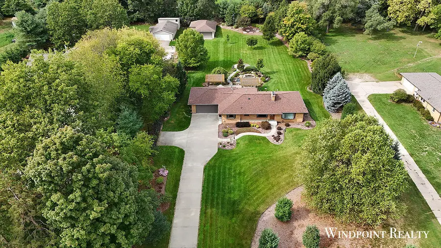 3817 Butterworth Street Sw, Grand Rapids, MI 49534 - #2
