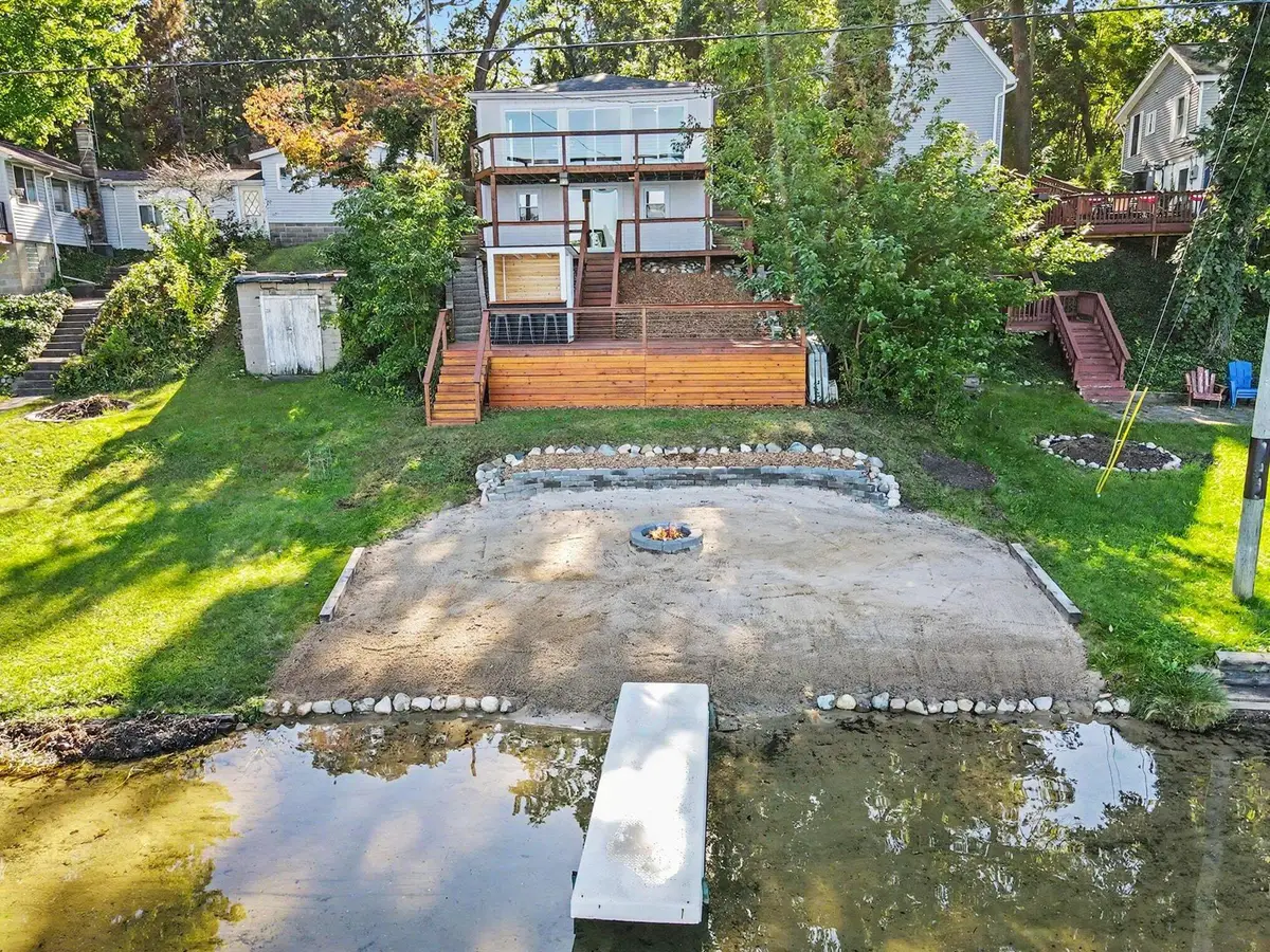 52698 Twin Lakeview Drive, Dowagiac, MI 49047 - #1