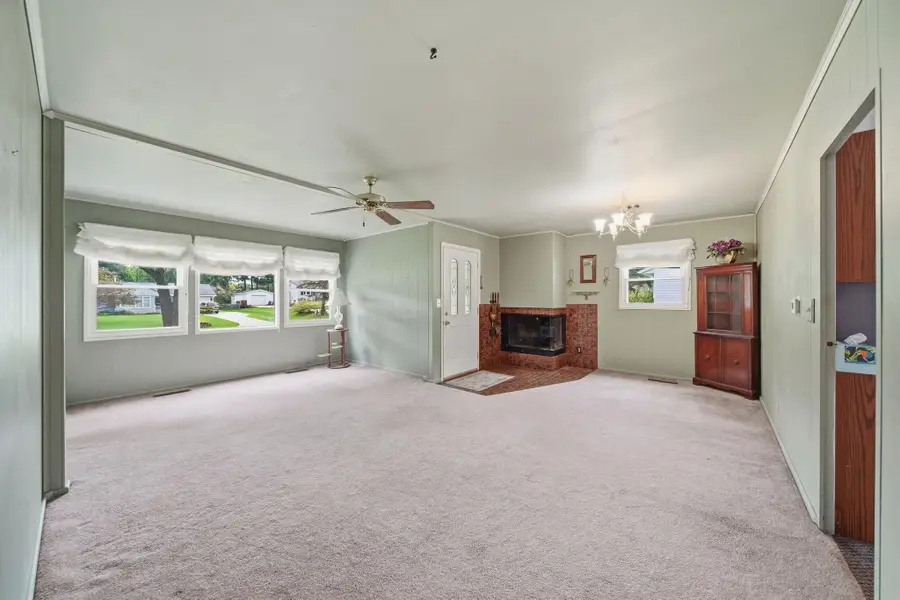 216 Sagamore Street, Jackson, MI 49203 - #3