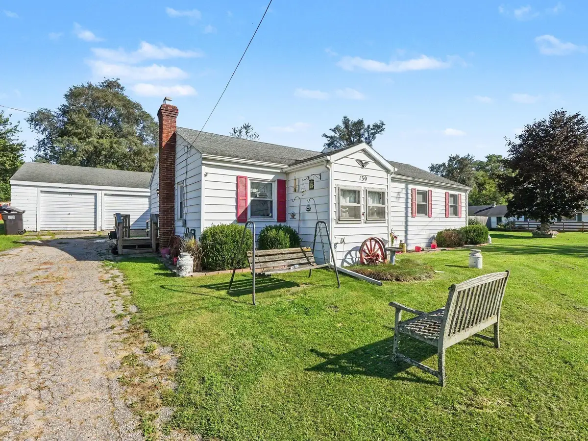 139 N Wrenwood Avenue, Jackson, MI 49201 - #1