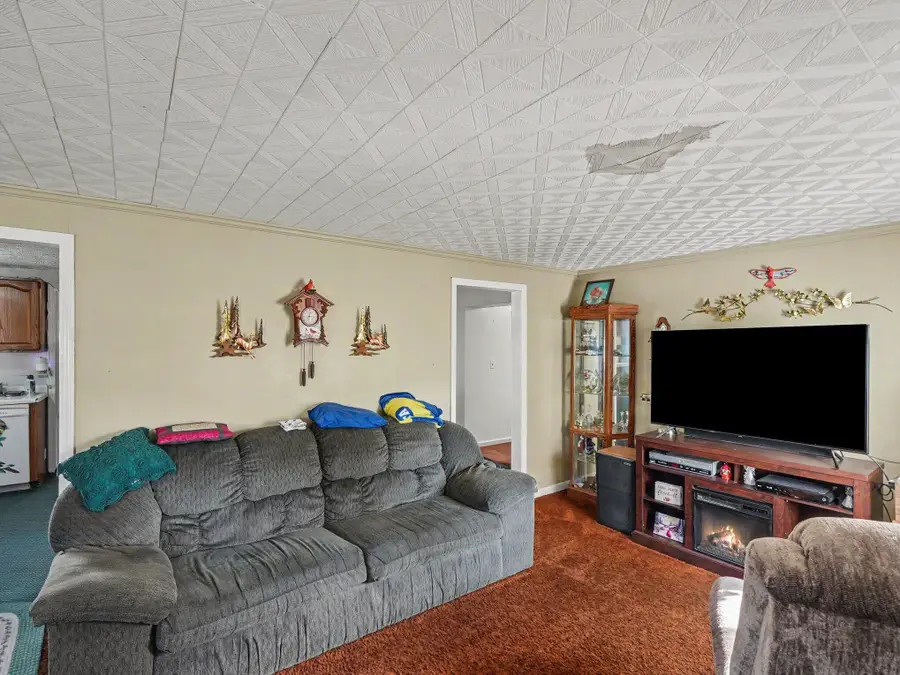 139 N Wrenwood Avenue, Jackson, MI 49201 - #3