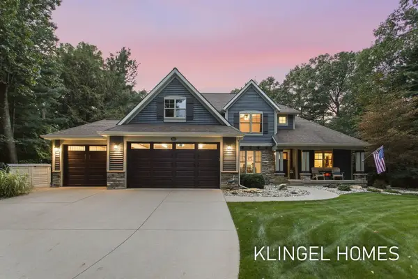 13823 Devonshire Lane, Grand Haven, MI 49417