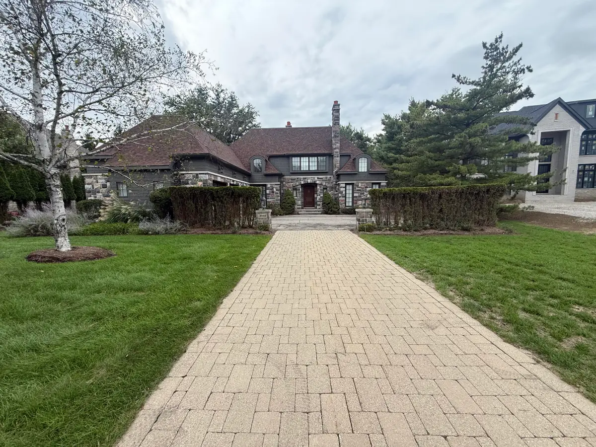 2948 Turtle Pond Court #29, Bloomfield, MI 48302 - #1