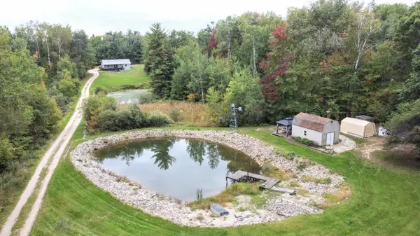 8758 15 Mile Road, Paris, MI 49338