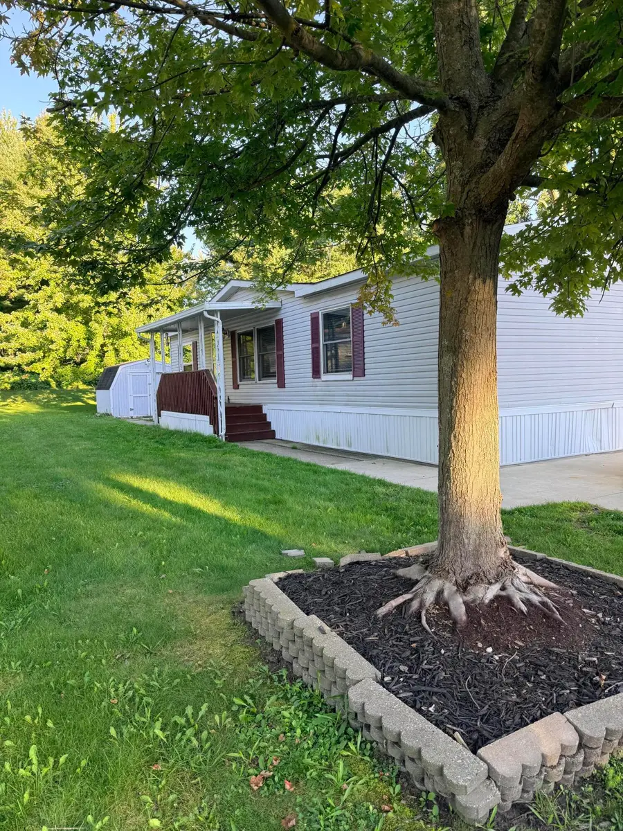 4484 Gardens Boulevard Nw, Grand Rapids, MI 49534 - #3
