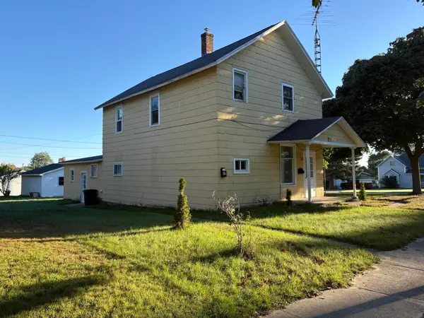 409 4th Street, Ludington, MI 49431