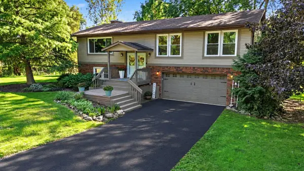 3557 Valentine Road, Whitmore Lake, MI 48189