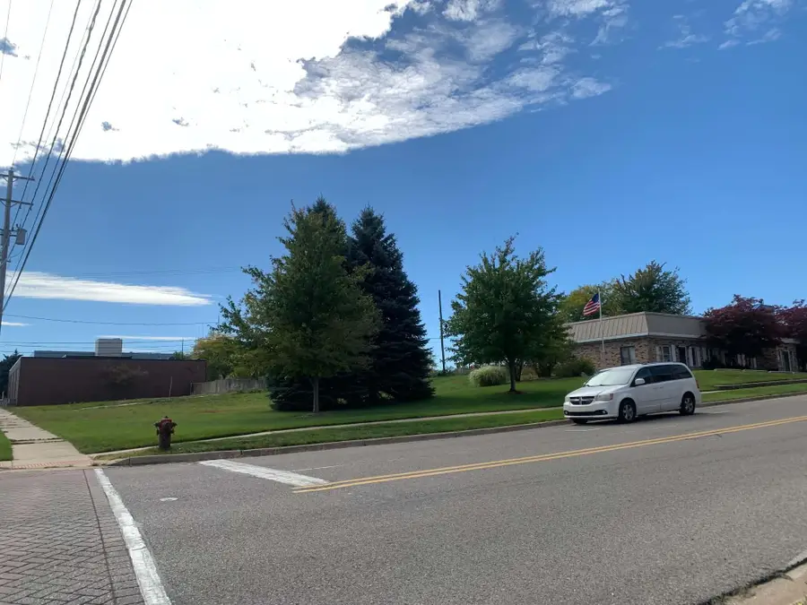 839 Pine Street, Muskegon, MI 49442 - #2