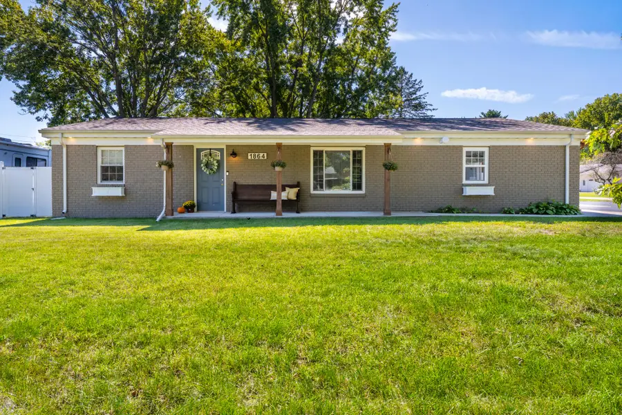 1864 N Sierra Way, Stevensville, MI 49127 - #2
