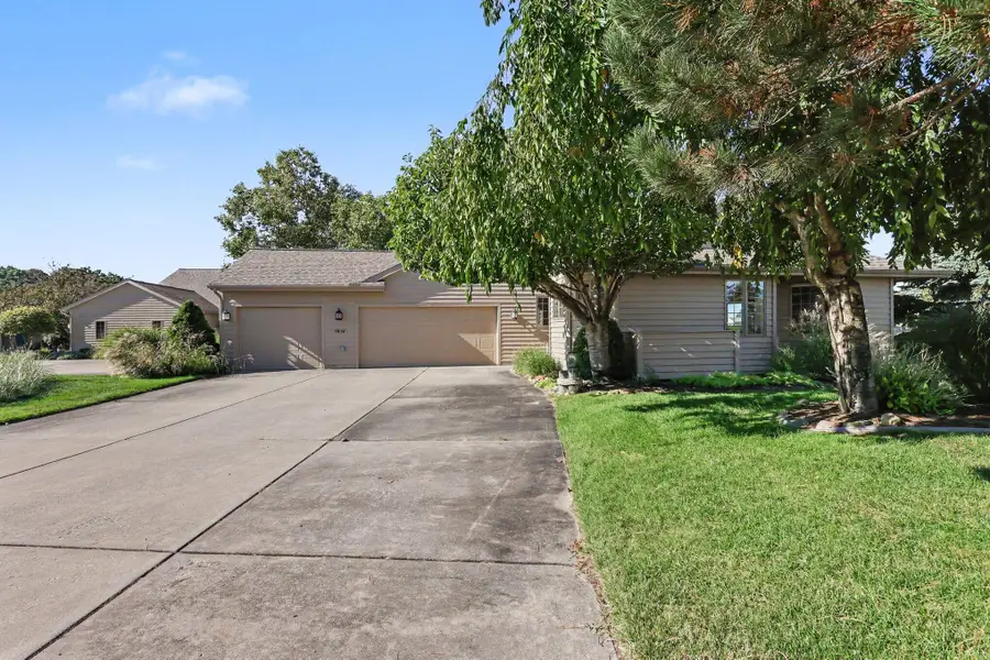 1619 E Harbour Towne Circle, Muskegon, MI 49441 - #2