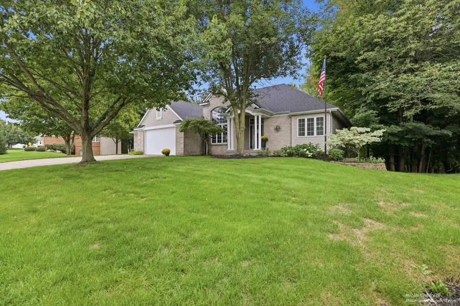 4320 Abby Lane Sw, Wyoming, MI 49418 - #2