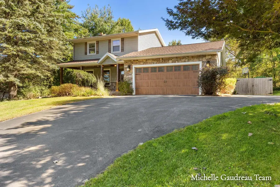 1136 Country Club Drive, Hastings, MI 49058 - #2