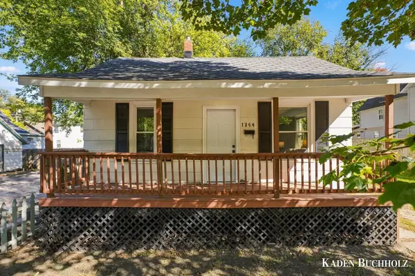 1344 Maude Avenue Ne, Grand Rapids, MI 49505