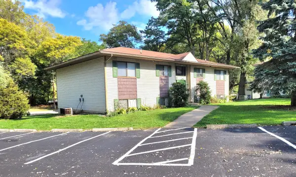 820 Carrier Creek Boulevard Ne, Grand Rapids, MI 49503