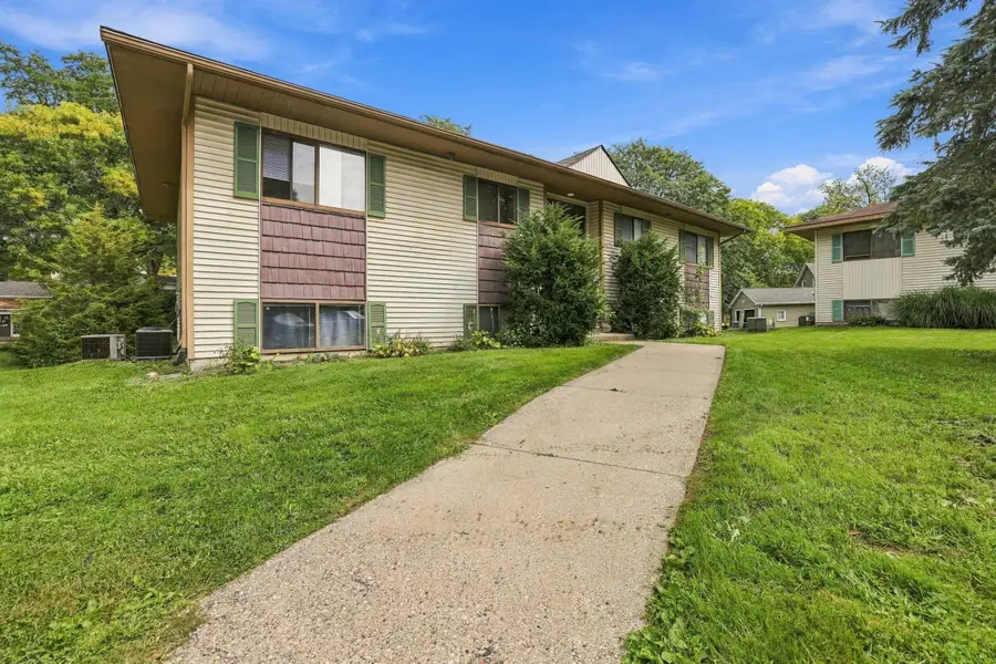820 Carrier Creek Boulevard Ne, Grand Rapids, MI 49503 - #2
