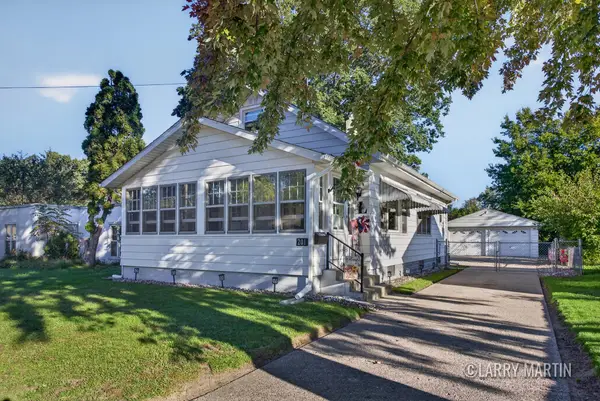 201 Jean Street Sw, Wyoming, MI 49548