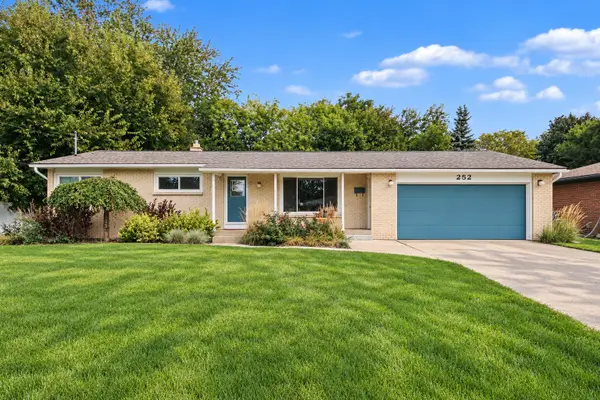 252 Edison Park Avenue Nw, Grand Rapids, MI 49504