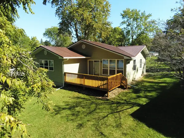 110 Lukesport Drive, Quincy, MI 49082