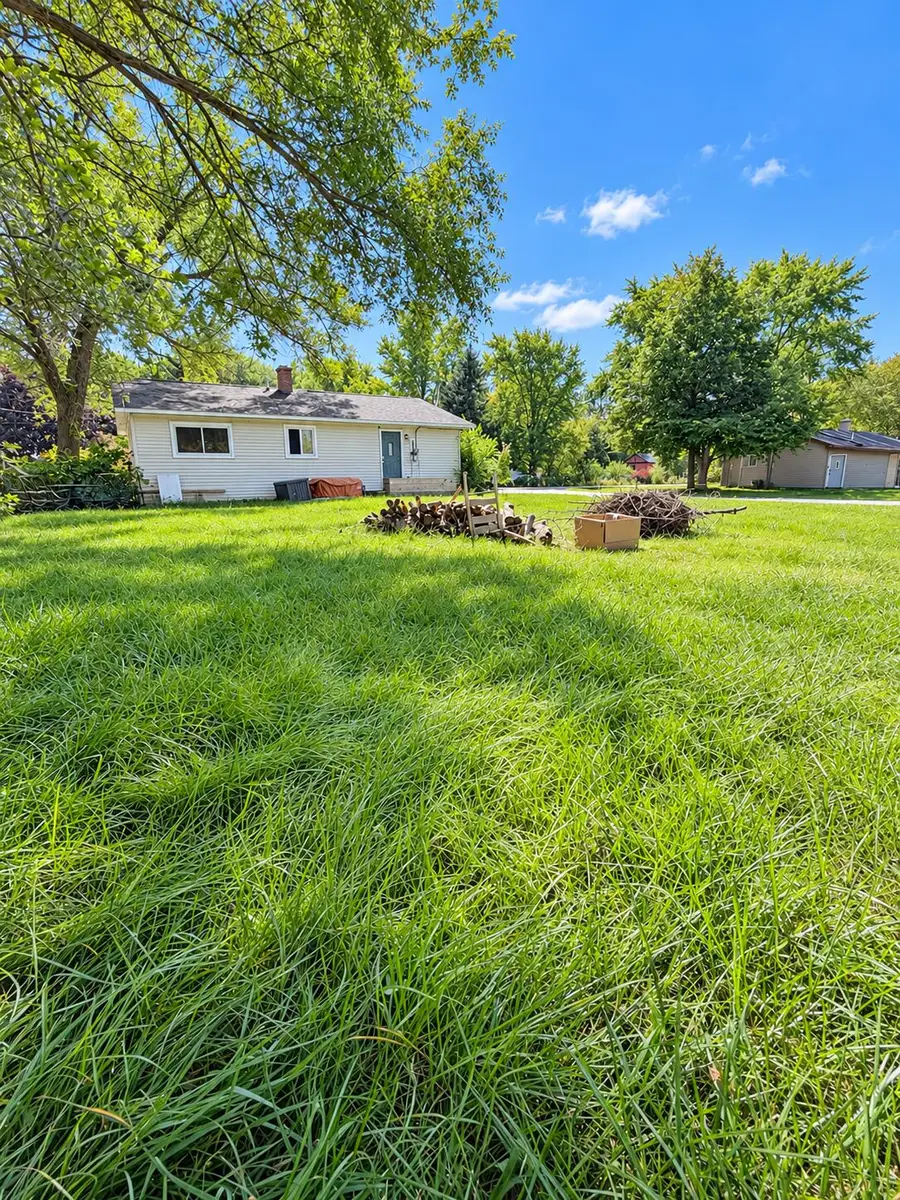 2260 Oak Park Drive, Muskegon, MI 49442 - #2