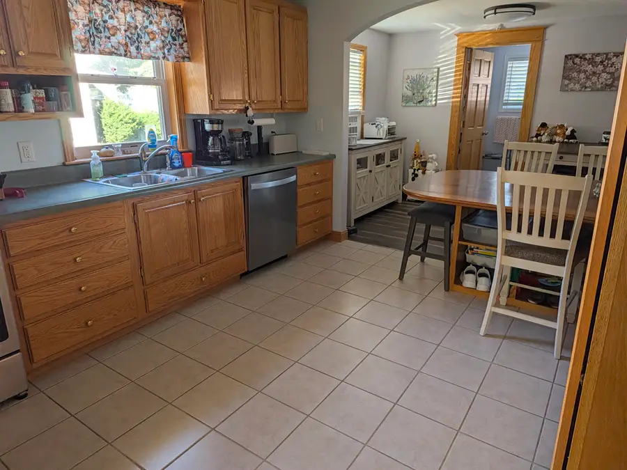 131 N Lincoln Street, Bronson, MI 49028 - #2