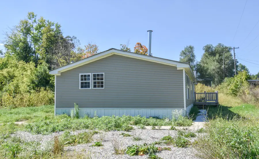 1040 Main Drive, Montgomery, MI 49255 - #2