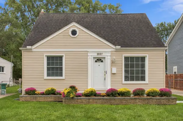 1037 Royal Avenue, Royal Oak, MI 48073