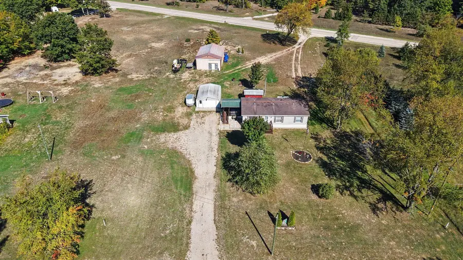 3536 W Hogan Road, Pentwater, MI 49449 - #2