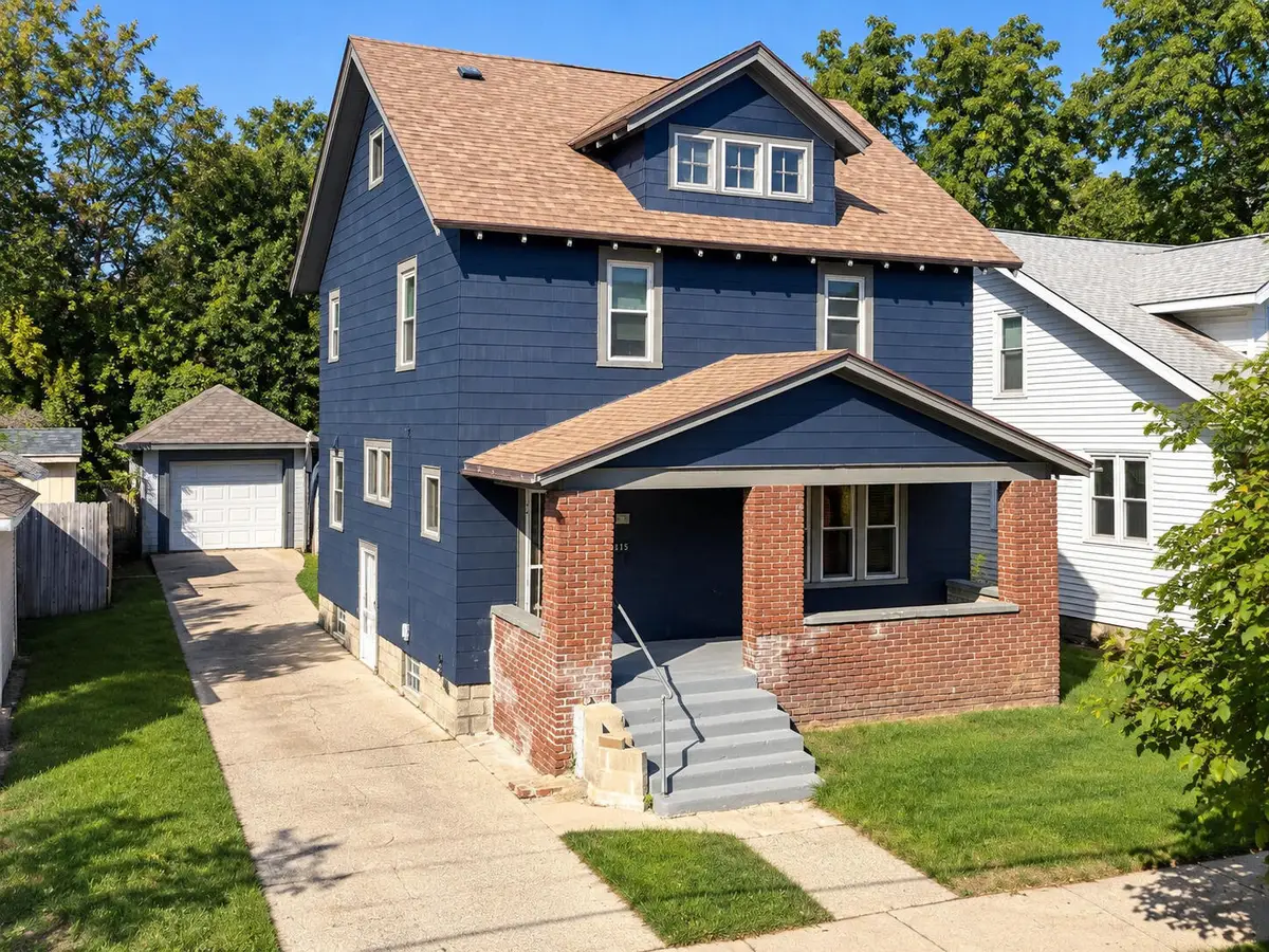 215 Brown Street Se, Grand Rapids, MI 49507 - #1