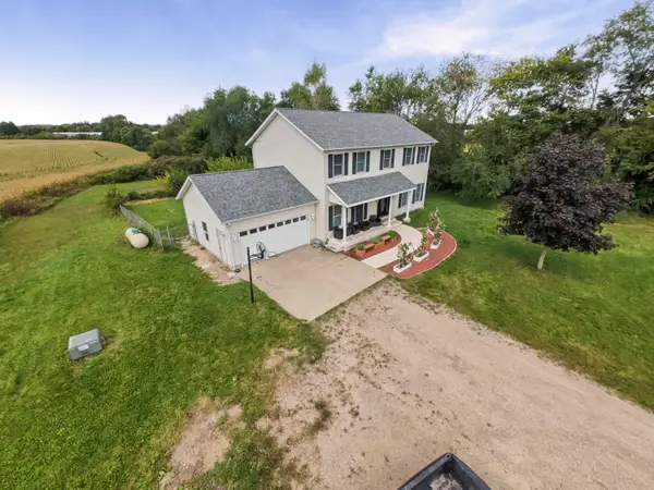 20526 Fox Street, Cassopolis, MI 49031