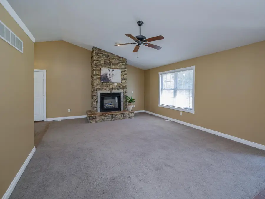 904 Eley Street, Otsego, MI 49078 - #3