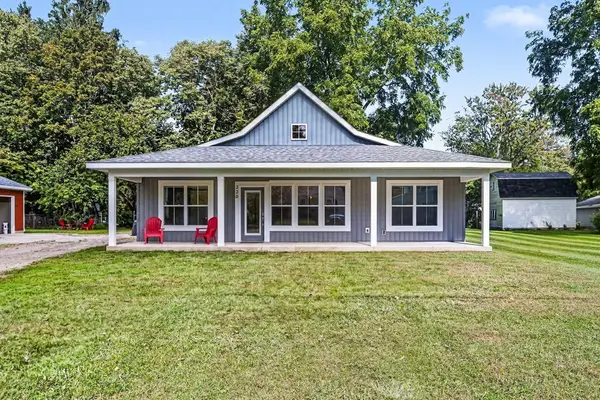 220 James Street, Allegan, MI 49010