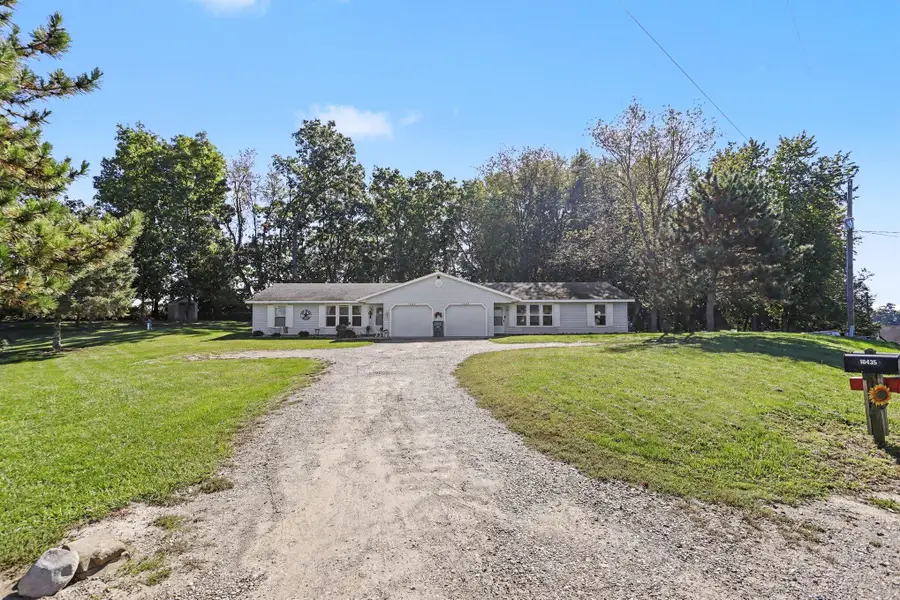 10437 Sunshine Drive, Delton, MI 49046 - #3