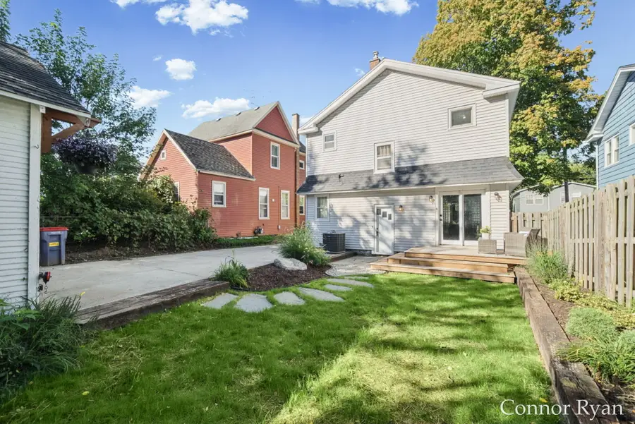 1362 Columbia Avenue Ne, Grand Rapids, MI 49505 - #3