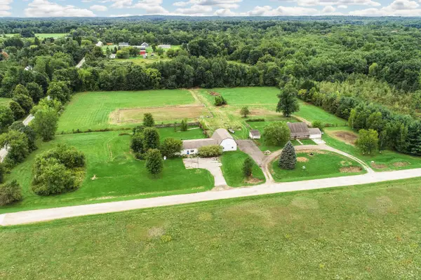 3605 White Tail Trail, Holly, MI 48442