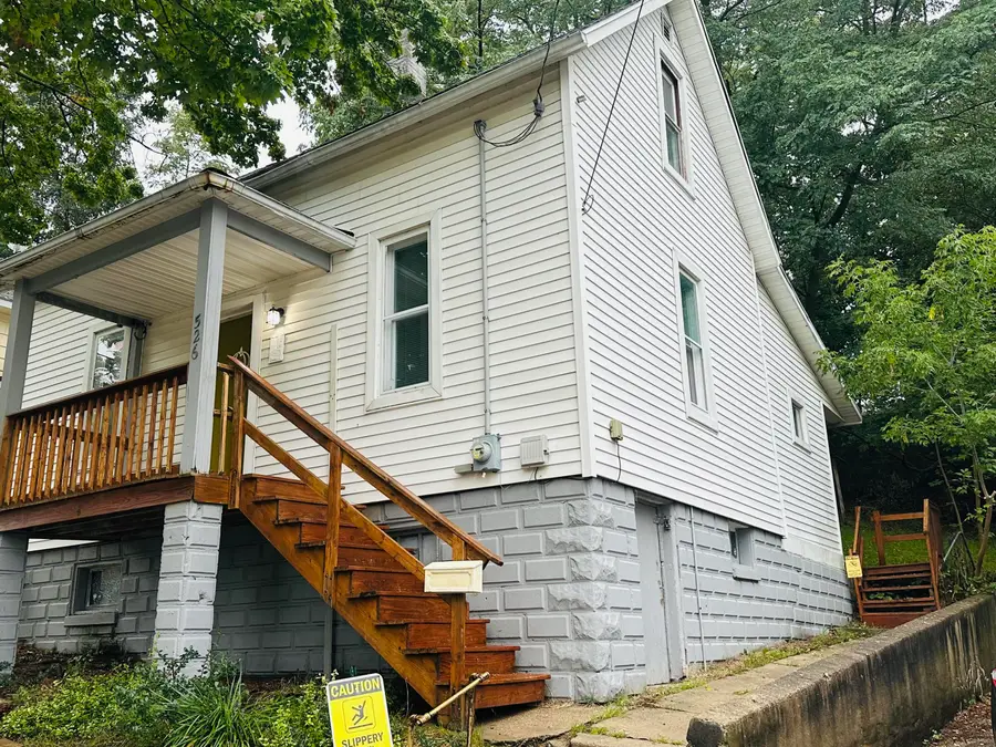 526 Davis Street, Manistee, MI 49660 - #2