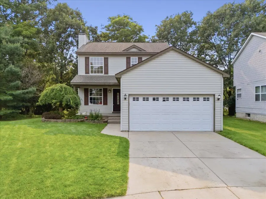 608 Heritage Circle, Fenton, MI 48430 - #2
