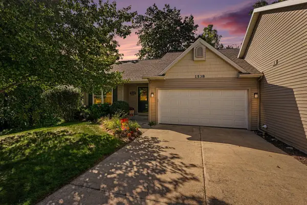 1538 Beechtree Cmns #13, Grand Haven, MI 49417